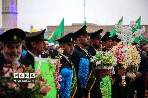 اجرای سرود سلام فرمانده 1 و 2  با حضور ابوذر روحی در مسجد جمکران