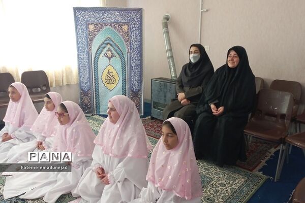 جشن تکلیف در دبستان کوثر رودهن