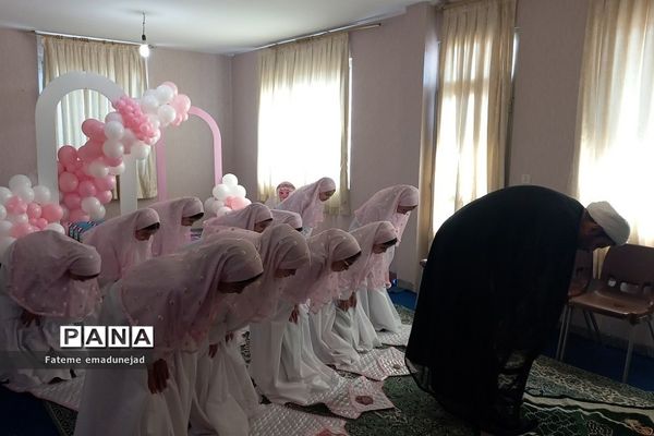 جشن تکلیف در دبستان کوثر رودهن