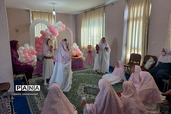 جشن تکلیف در دبستان کوثر رودهن