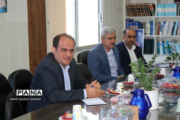جلسه طلایه‌داران تربیت در اداره‌کل آموزش و پرورش استان بوشهر