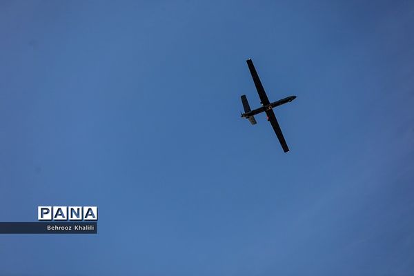 بازدید دانش‌آموزان سمپاد از مراکز مهم نظامی، دفاعی و پالایشگاه ستاره خلیج‌فارس استان هرمزگان