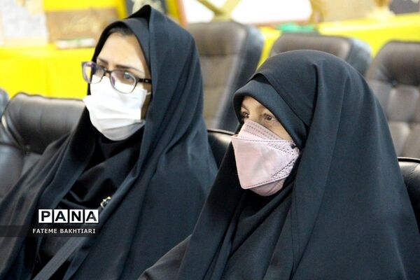 تقدیر از رابطان پژوهشسرای دخترانه رازی ناحیه یک شهرری