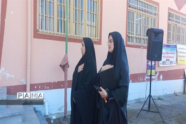بازارچه دانش‌آموزی در میاندورود