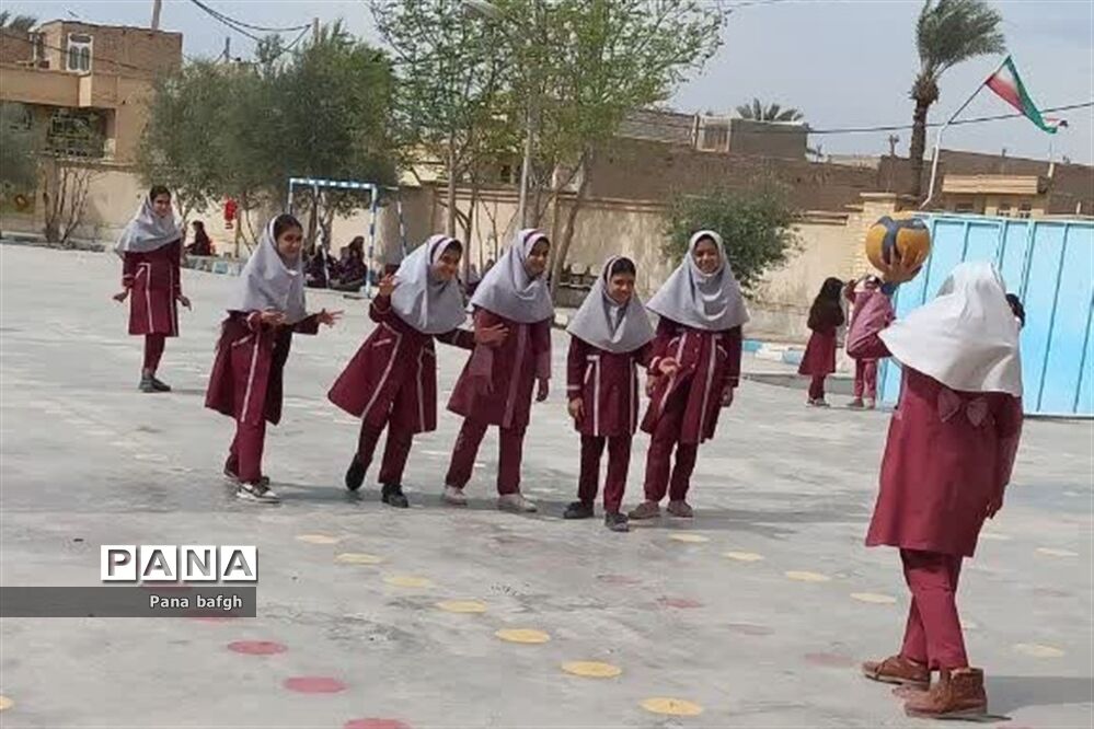 برگزاری اردوی درون مدرسه‌ای دانش‌آموزان  آموزشگاه ۱۳ آبان بافق