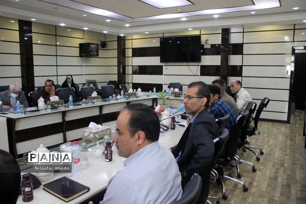 جلسه کارشناسان سنجش و ارزیابی شهرستان‌ها و مناطق استان بوشهر