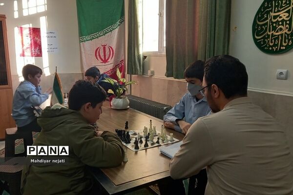 شور و نشاط ورزشی روزهای آخرسال ۱۴۰۱ در دبیرستان‌امام علی(ع)‌۲ رودهن
