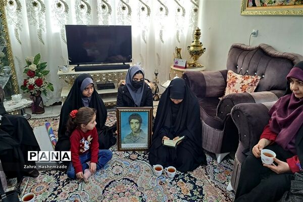 دیدار با خانواده شهدا به‌مناسبت گرامیداشت روز شهدا در شهرری