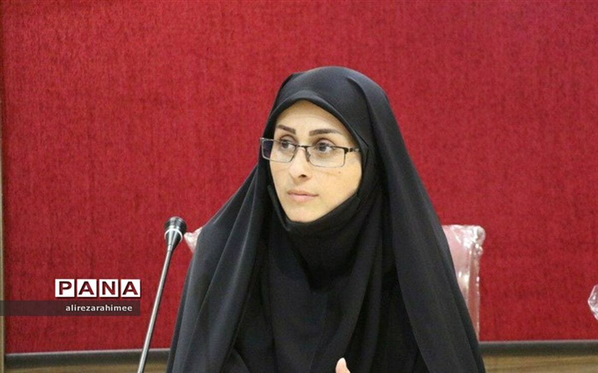 جشن تکلیف دانش‌آموزان پسر مکلف در شهرستان فیروزکوه