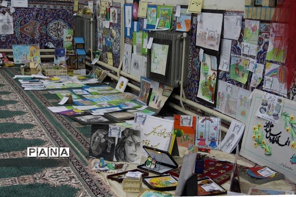 داوری آثار مسابقه فرهنگی هنری «امید فردا» در ناحیه یک شهرری