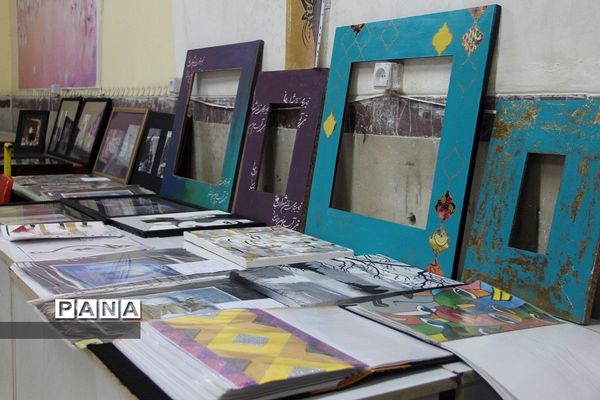 داوری آثار مسابقه فرهنگی هنری «امید فردا» در ناحیه یک شهرری