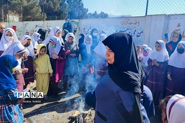 جشن نوروز و چهارشنبه سوری در دبستان حضرت زهرا (س)‌یک رودهن