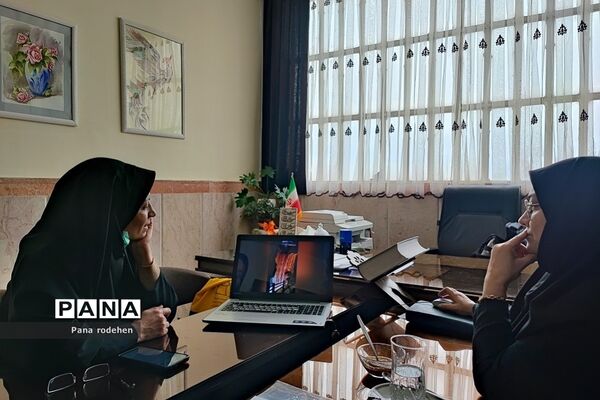 برگزاری کارگاه آموزشی اصول تدوین و مستند‌سازی تجارب برتر و داوری مستندات در هنرستان مبتکران رودهن
