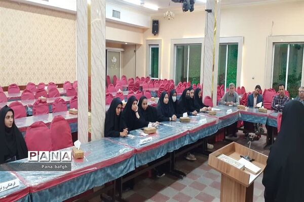 سومین جلسه مجلس دانش‌آموزی بافق