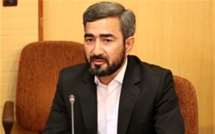 تمامی روسا و پرسنل ادارات نباید خود را محدود به ساعات اداری بدانند