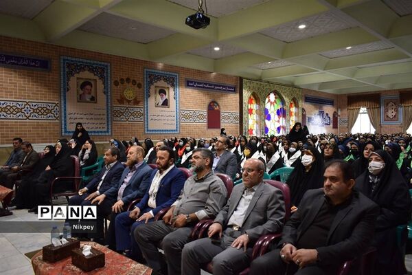 برگزاری یادواره شهدا به مناسبت ۲۲ اسفند روز شهدا در دبیرستان شاهد حجاب منطقه ۱۳