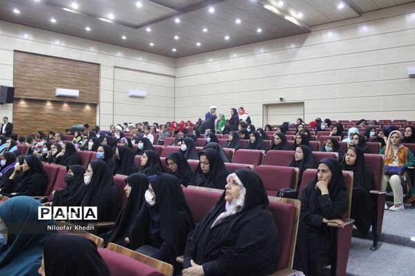 همایش طلایه‌داران تربیت آموزش و پرورش استان بوشهر