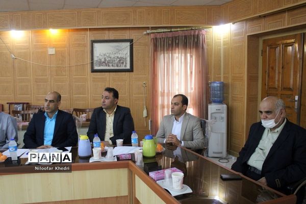 کارگاه آموزشی توانمند‌سازی کارشناسان ارزیابی عملکرد و پاسخگویی به شکایات آموزش و پرورش استان بوشهر