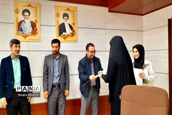 نشست صمیمی و تقدیر از  راهبران گروه‌های آموزشی آموزش و پرورش ملارد