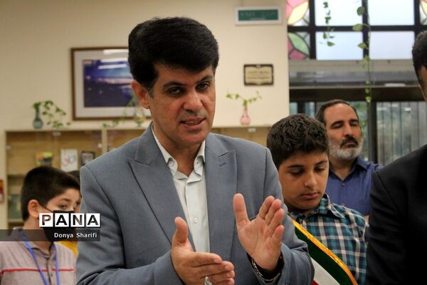 نمایشگاه جابربن حیان دبستان شهید کاوه شهرستان بوشهر