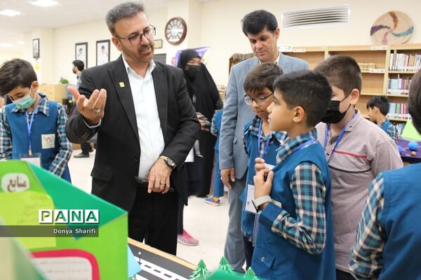 نمایشگاه جابربن حیان دبستان شهید کاوه شهرستان بوشهر