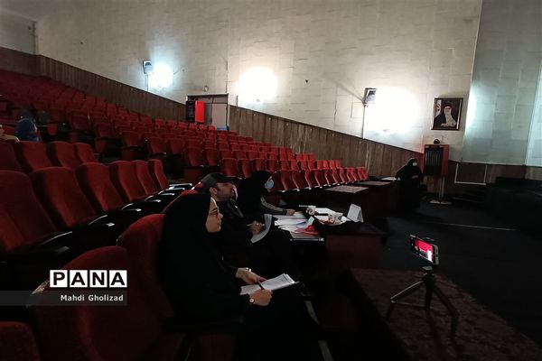 برگزاری مسابقات مشاعره و سرود گروهی دانش‌آموزان منطقه 16