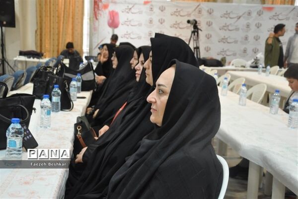 اختتامیه جشنواره ملی لاله‌های روشن در مازندران