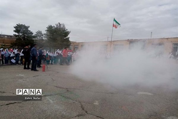 جشن سبزه‌ها در مدارس آباده