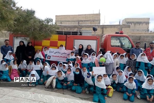 جشن سبزه‌ها در مدارس آباده