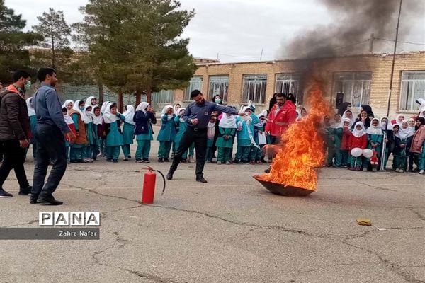 جشن سبزه‌ها در مدارس آباده