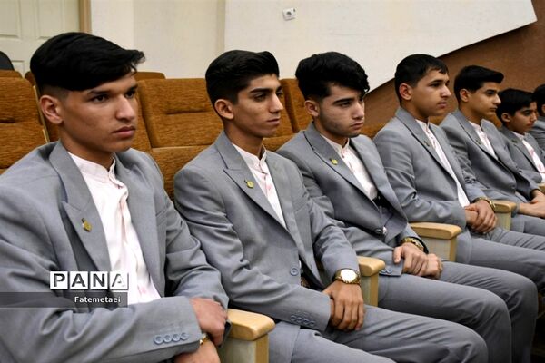 همایش تقدیر از فرهنگیان جوان موفق خوزستان