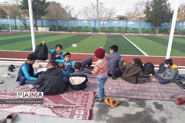 اردوی درون مدرســه‌ای دبستان قاسم ابن الحسن ناحیه یک یزد