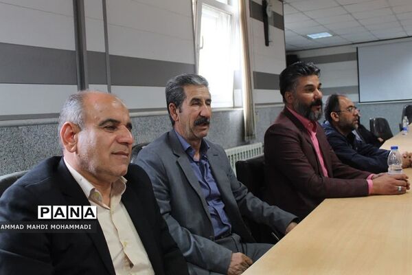 تجلیل از بانوان فعال و اثرگذار فشافویه