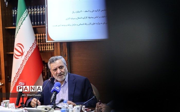 ایجاد اشتغال پایدار حق مرزنشین‌ها است