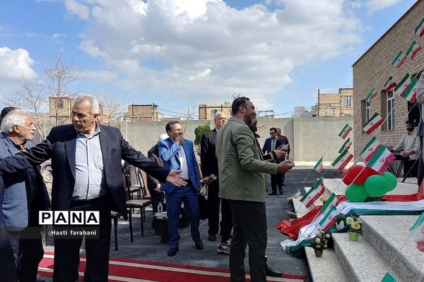 افتتاحیه مدرسه خیرساز امام خمینی(ره) در روستای صالح‌آباد شهرستان قرچک