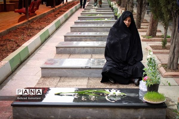 آیین غبارروبی مزار شهدا در ارومیه