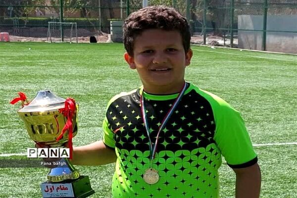 قهرمانی تیم فوتبال مدرسه شهید دهستانی در لیگ فوتبال دانش‌آموزی بافق