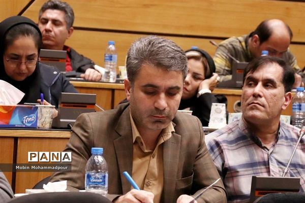 پنجمین نشست خبری رئیس دانشگاه علوم پزشکی تبریز