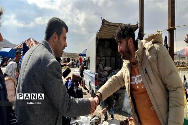 بازدید مسئولان شهرستان فیروزکوه از بازار عید