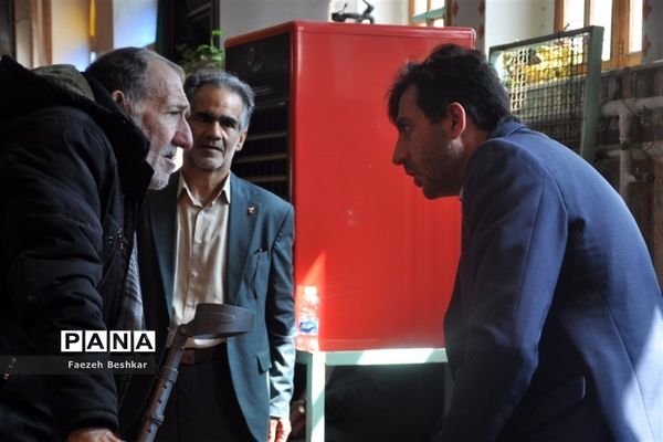 برپایی میز خدمت در مصلی امام خمینی (ره) شهرستان ساری