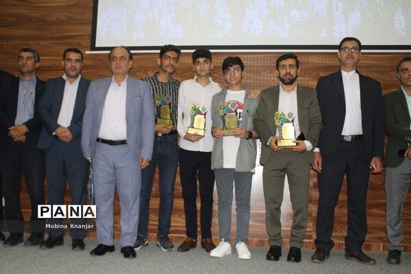 تجلیل از طلایه داران دوره سوم تربیت در بوشهر