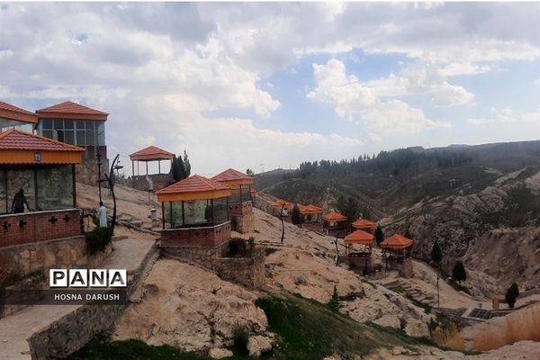 منطقه نمونه ملی گردشگری هفت حوض مشهد مقدس