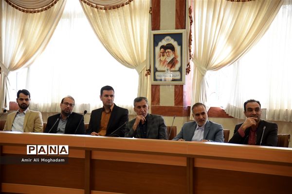 جلسه شورای مدیران مدارس امام رضا (ع) با حضور حداد عادل