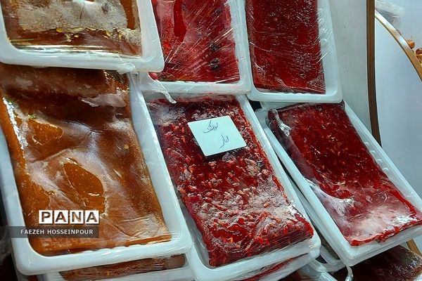 حال و هوای پایانی سال در بازار تجریش تهران