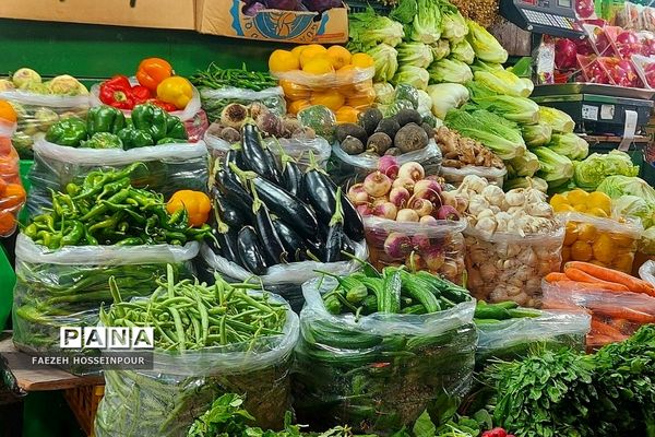 حال و هوای پایانی سال در بازار تجریش تهران