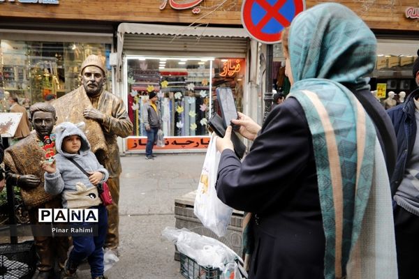 یک قدم مانده به عید در تبریز