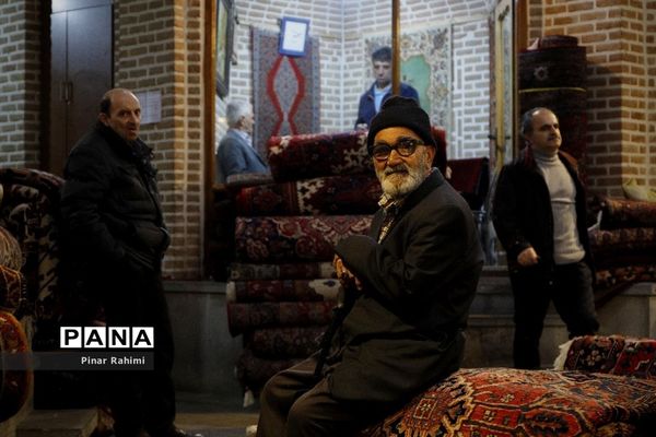 یک قدم مانده به عید در تبریز