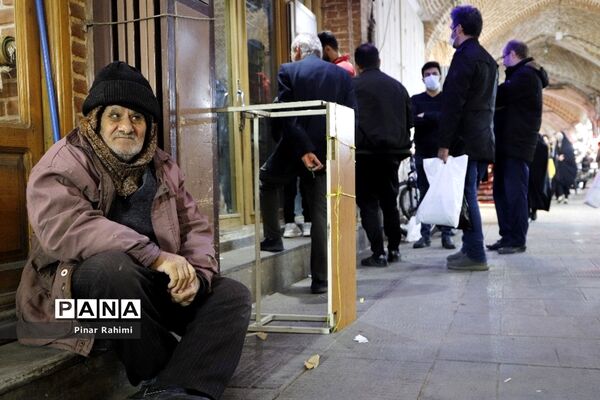 یک قدم مانده به عید در تبریز