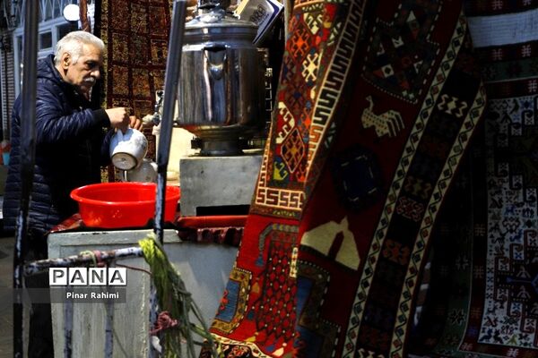یک قدم مانده به عید در تبریز