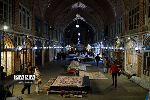 یک قدم مانده به عید در تبریز